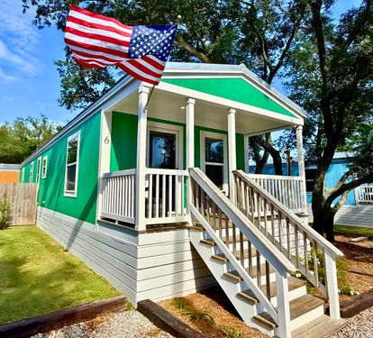 Cottage 6 Exterior