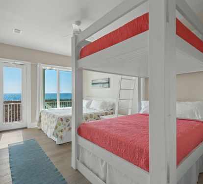 Guest Bedroom 2 (King & Queen Bunks)
