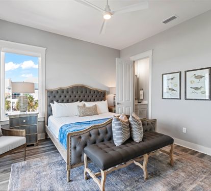 Top Floor King Bedroom