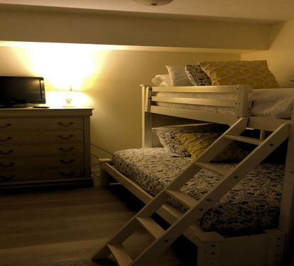 Bunk Room - Twin over Full