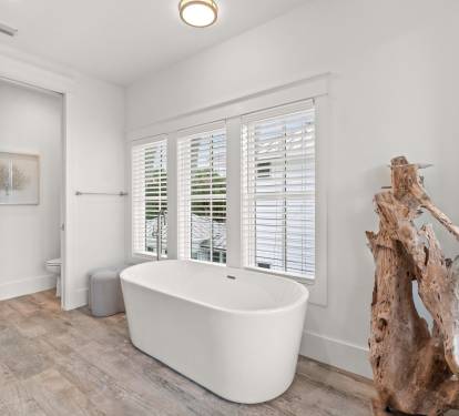 Upstairs Master Bath