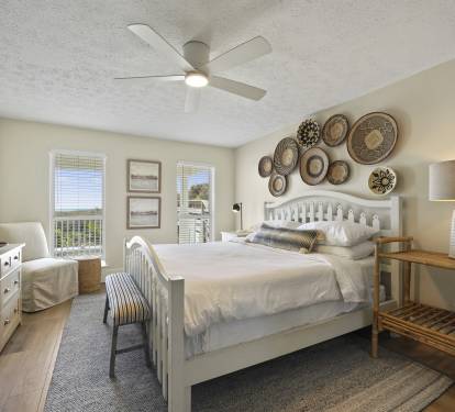 1st Floor Ocean View with King Bed