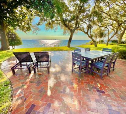 The Bay House - Patio