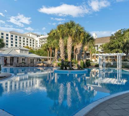 Resort Style Pool