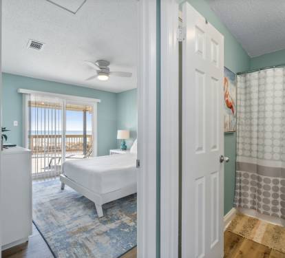 Guest Bedroom 2 & Bathroom