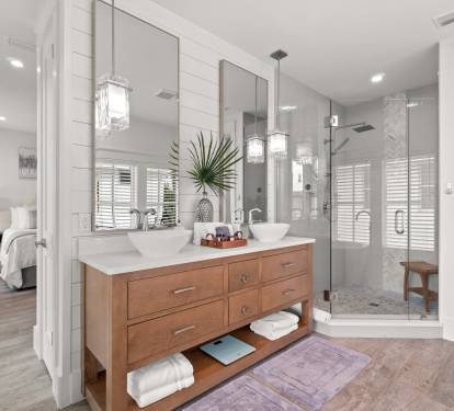 Upstairs Master Bath