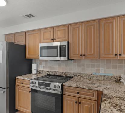 Granite counter tops & all new appliances