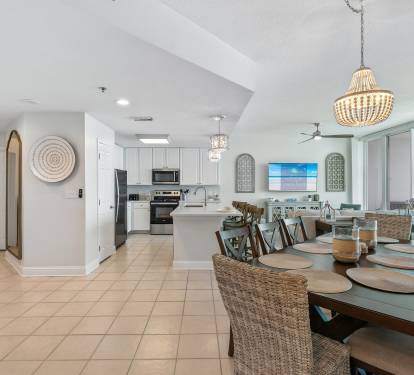Dining/Kitchen