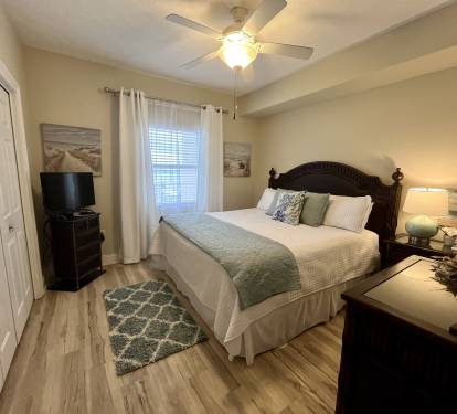 Guest king memory foam bed