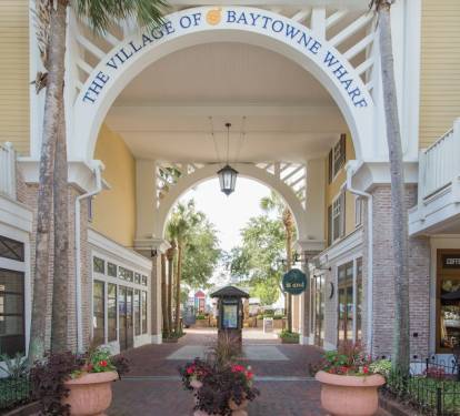 Heart of Baytowne Wharf