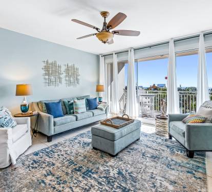 Living area with beautiful views
