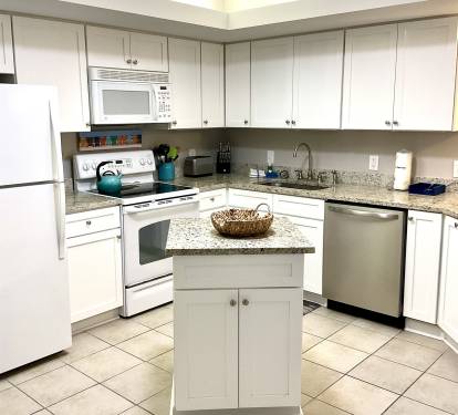 Fully equipped kitchen