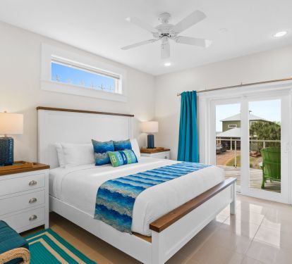 # 1 King bedroom with en suite bath