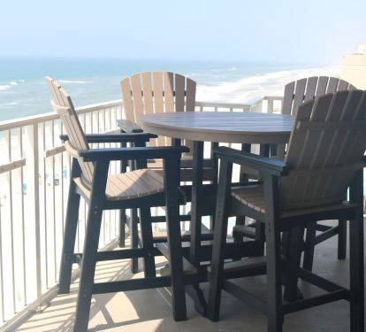 New Polywood patio furniture. Patio seats 10
