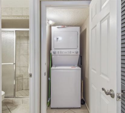 Washer / Dyer located inside the unit!