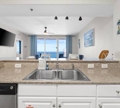 A kitchen with a view&mdash;enjoy sweeping Gulf scenery as you cook or unwind