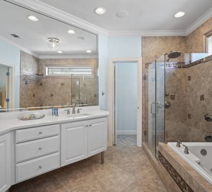 Primary en suite