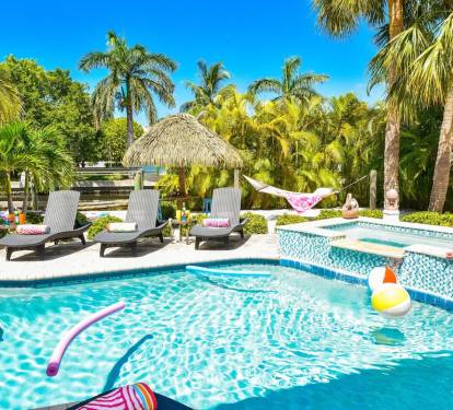 Sirenia By The Sea - Heated pool and hot tub, tiki hut, hammock