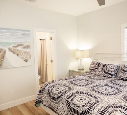 King bedroom downstairs