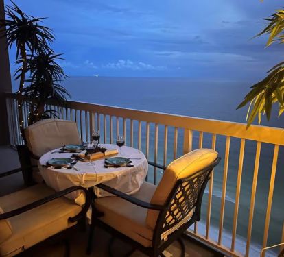 Enjoy stunning, soul-stirring views of the gulf coast from our cozy balcony while enjoying your favorite wine and cheese.
