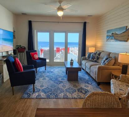 Living area with plenty of room for everyone