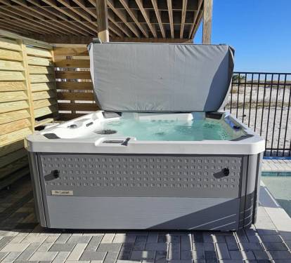 Hot tub