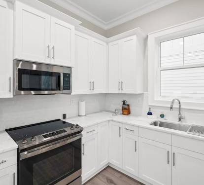Incredibly clean chefs kitchen