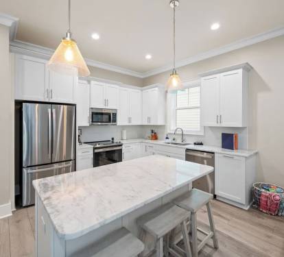 Incredibly clean chefs kitchen