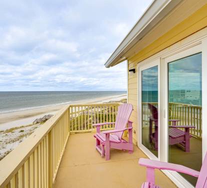 Views from this deck is second to none in the complex!