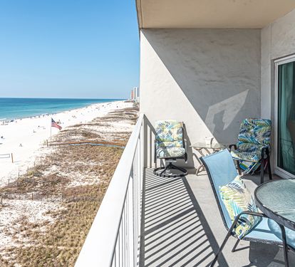 Look West...6th floor has close beach view
