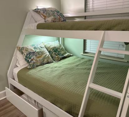 Bunnk Bed