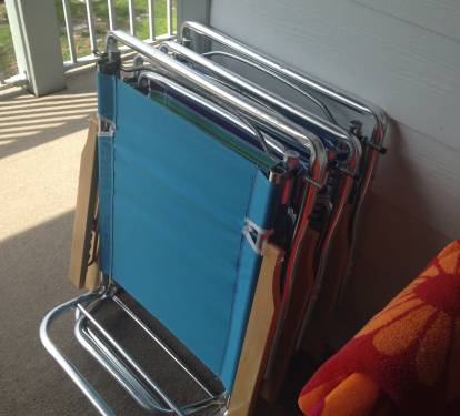 There are 2 chairs for guest use. Chairs keep changing as they are replaced.