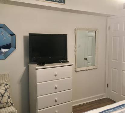2nd bedroom. TV with streaming.