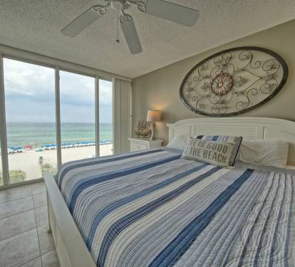 King pillow top bed master with amazing view and oversized room. New furniture.
