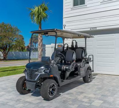 Glimmer includes a 6 seater electric golf cart to make beach days a breeze!