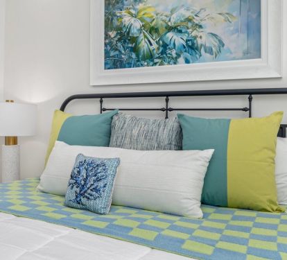 Bedroom 2 Pic 3: King bed with private bathroom (sleeps 2)
