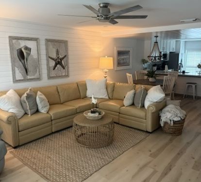 Beautifully decorated spacious living area