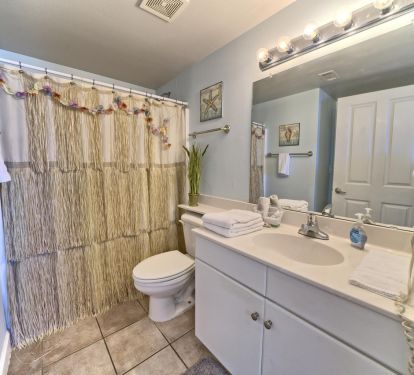 Bunkroom has its own full bathroom. Tastefully decorated. 