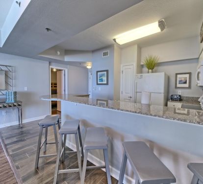 Five seater bar for drinking and dining!