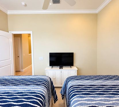 3rd Floor Guest Bedroom 2 (2 Fulls)