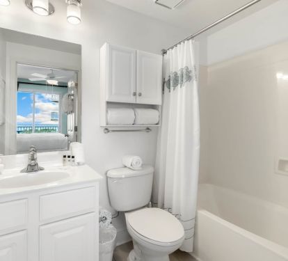 Guest king private bath