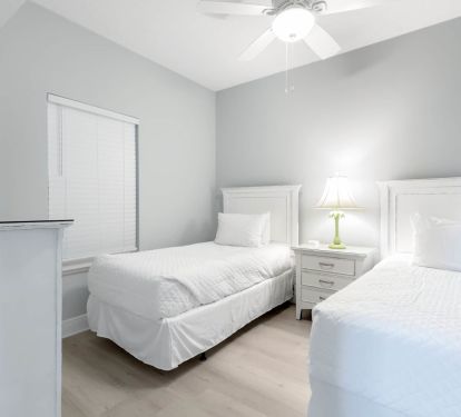 Twin (2) kids room
