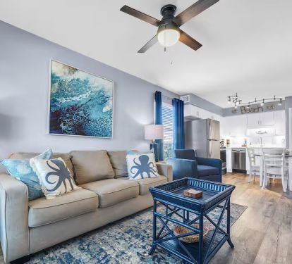 Beautifully decorated spacious living area