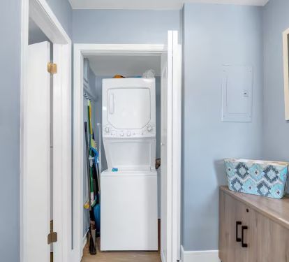 Washer/Dryer/Utility