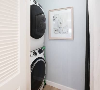Full Size Washer & Dryer
