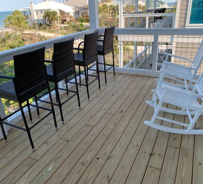 Enjoy the Gulf view from top balcony off living room