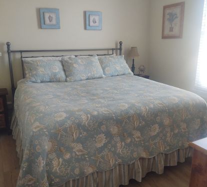 Main floor King Bedroom with en suite