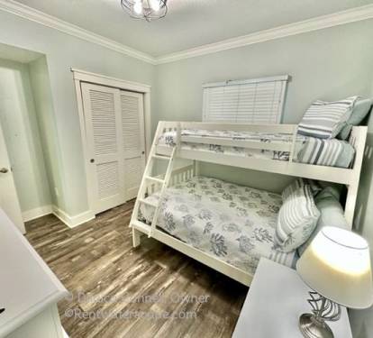Guest Bedroom, Twin over Full