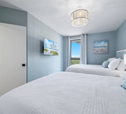 Queen Guest Bedroom