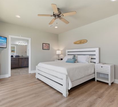 Master Bedroom (King)